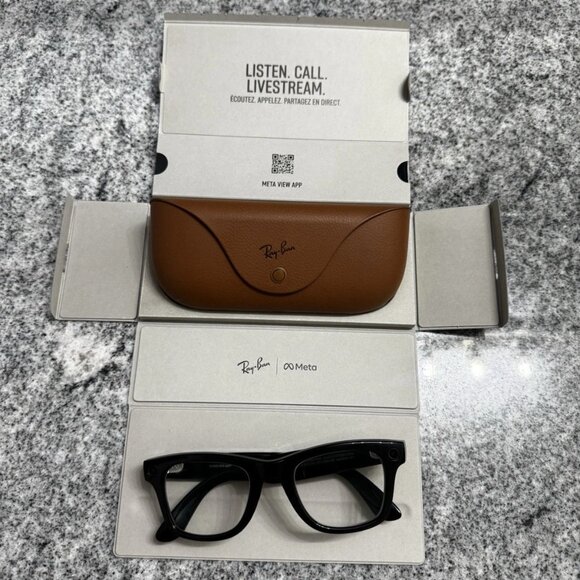 loss Black Ray-Ban Meta Wayfarer RW4006 Smart Glasses Gen 1 – Transition Lenses - Picture 2 of 7